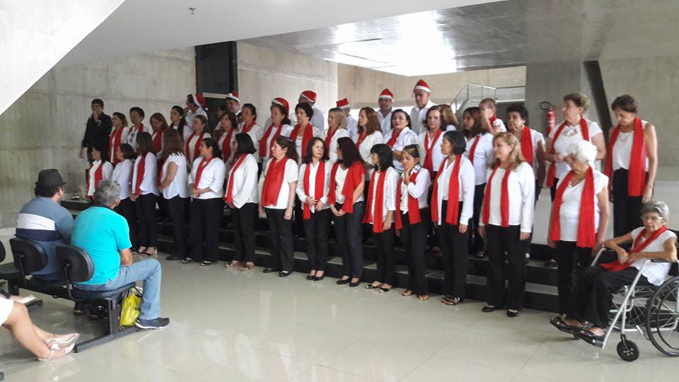 Concerto de Natal! Linda apresentação dos Corais Vozes da Justiça, Coral Sétima Voz, Coral da SEPLAG, Coral Voz em Ação e Coral do BNB.