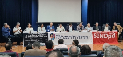 Sintrajufe/CE marca presença em debate sobre regulamentação da IA